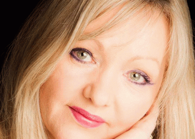 Stella de Vin – Marriage Celebrant